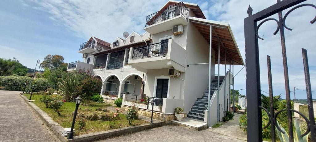 Exterior of Antzela Apartments in Sidari, Corfu